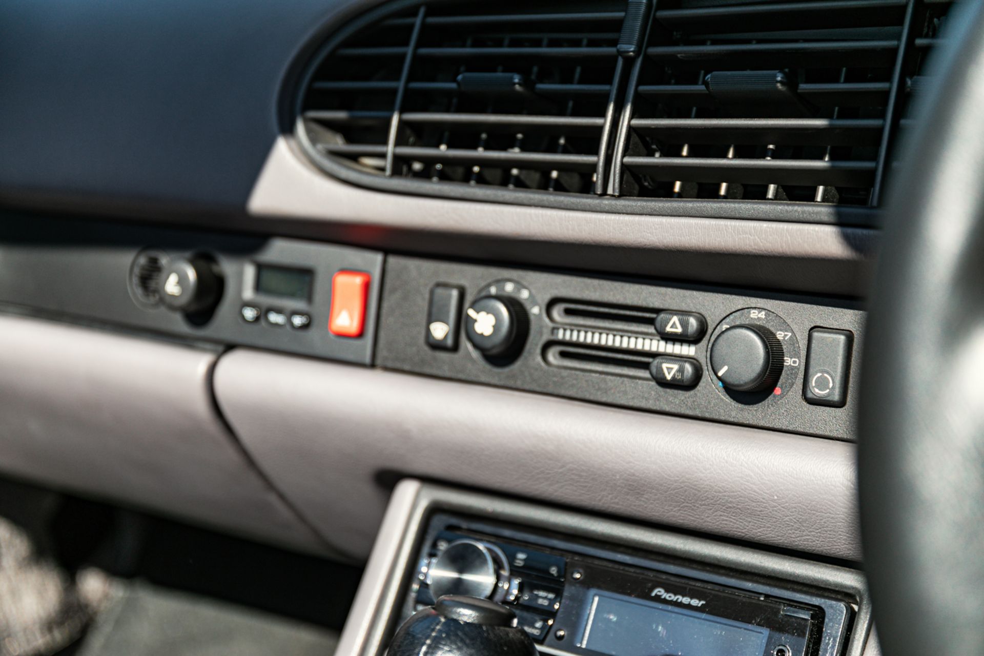 1994 Porsche 968 Cabriolet - Image 15 of 26