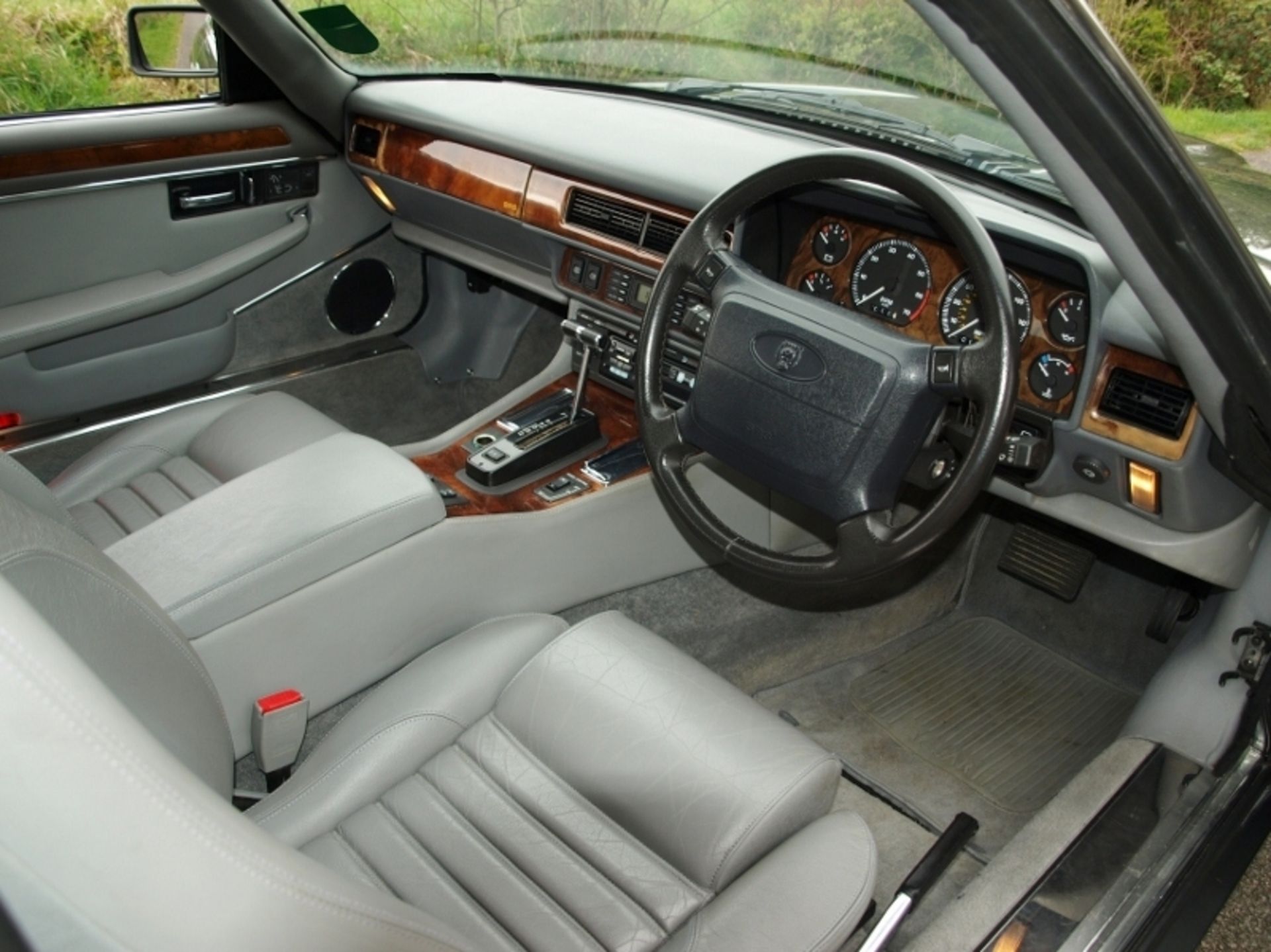 1995 Jaguar XJS 4.0 - Image 2 of 8