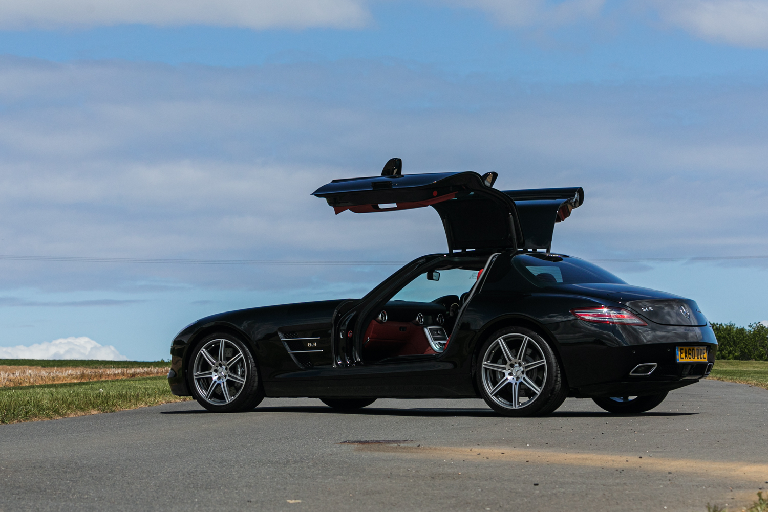 2010 Mercedes-Benz SLS AMG - Image 17 of 21