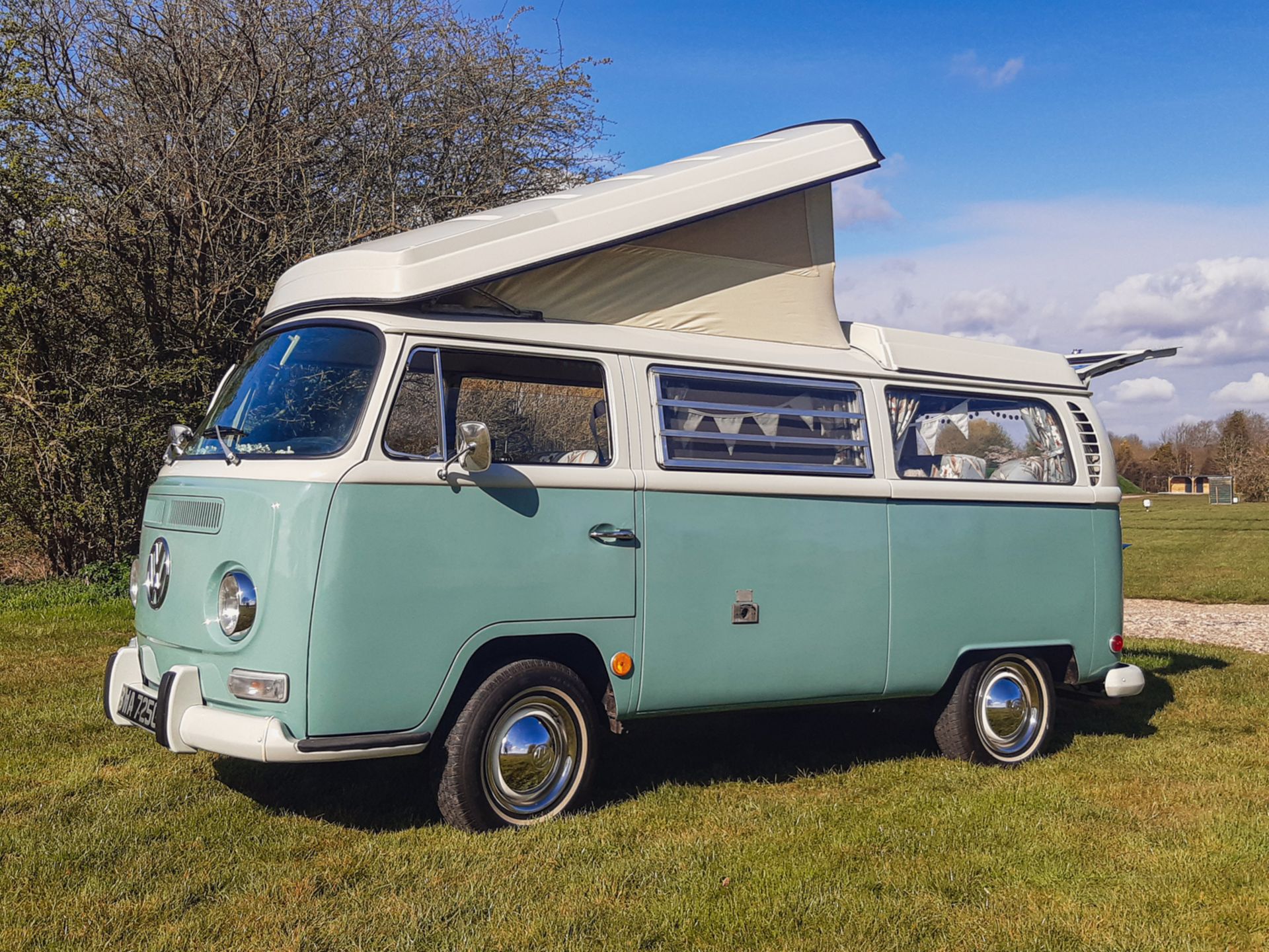 1969 Volkswagen Type 2 Westfalia 'Bay Window' Camper Van - Image 18 of 21