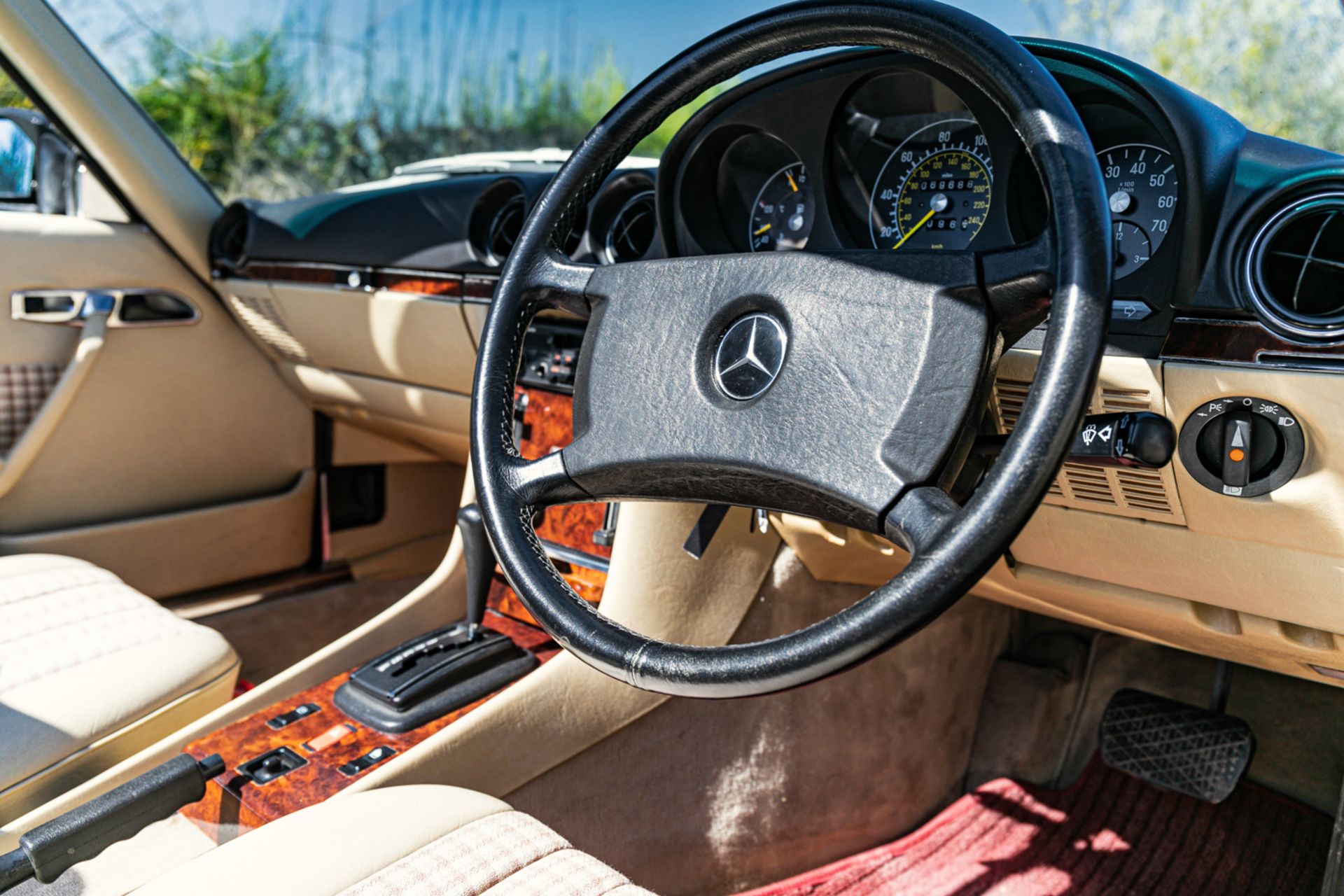 1985 Mercedes-Benz 280 SL (R107) - Image 18 of 23