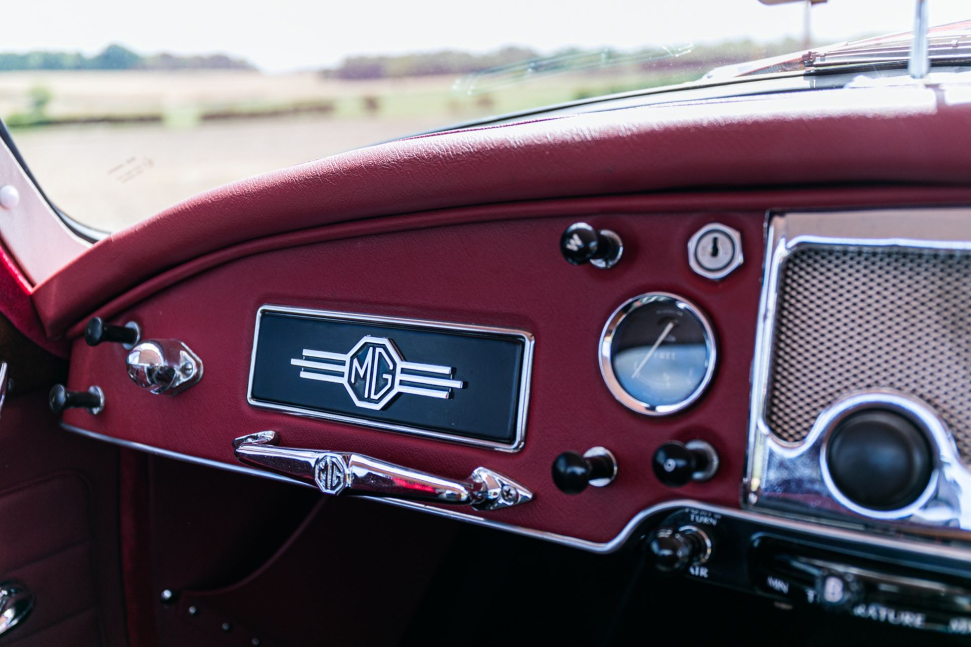 1957 MGA 1500 Coupe - Image 19 of 22