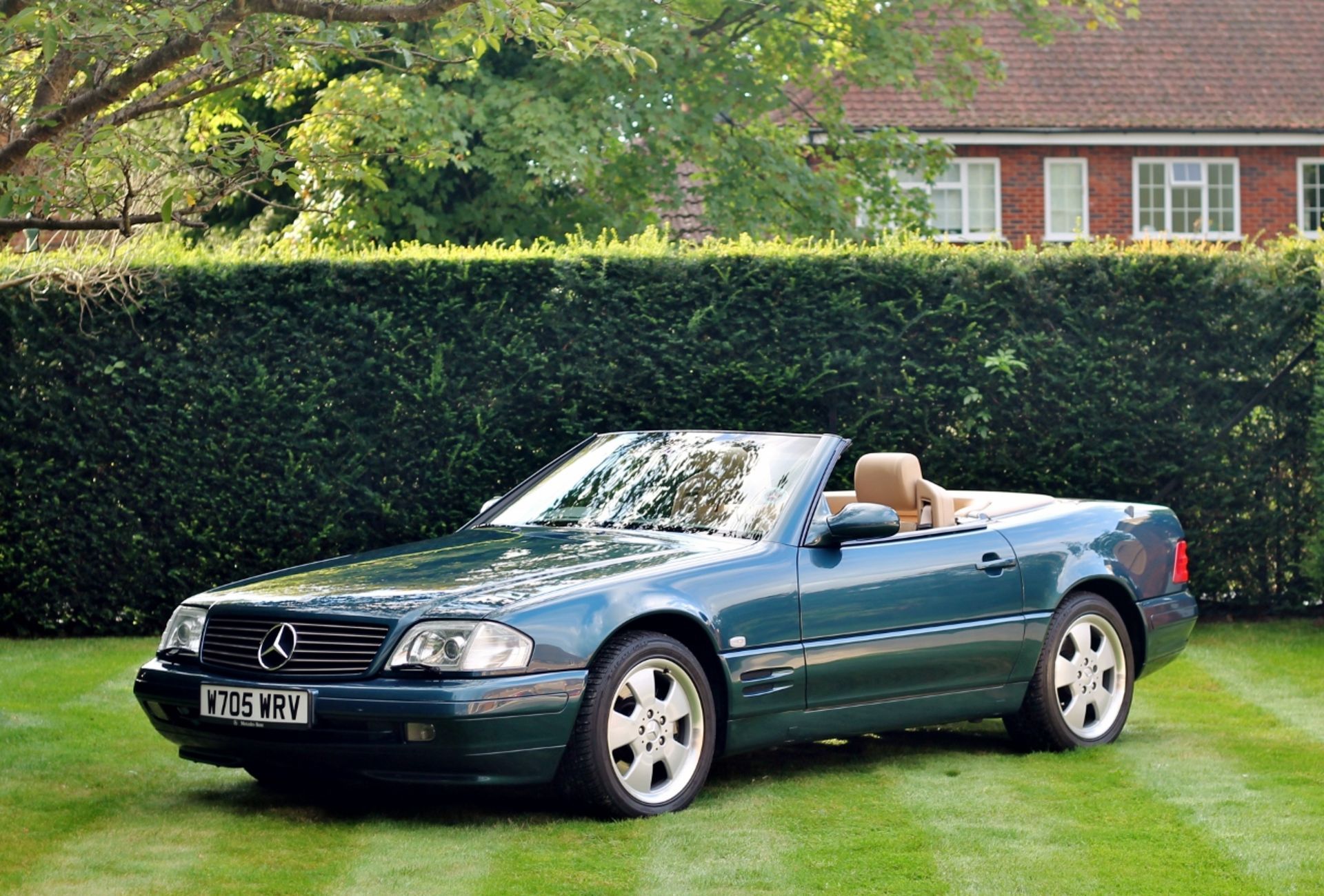 2000 Mercedes-Benz SL500 (R129)