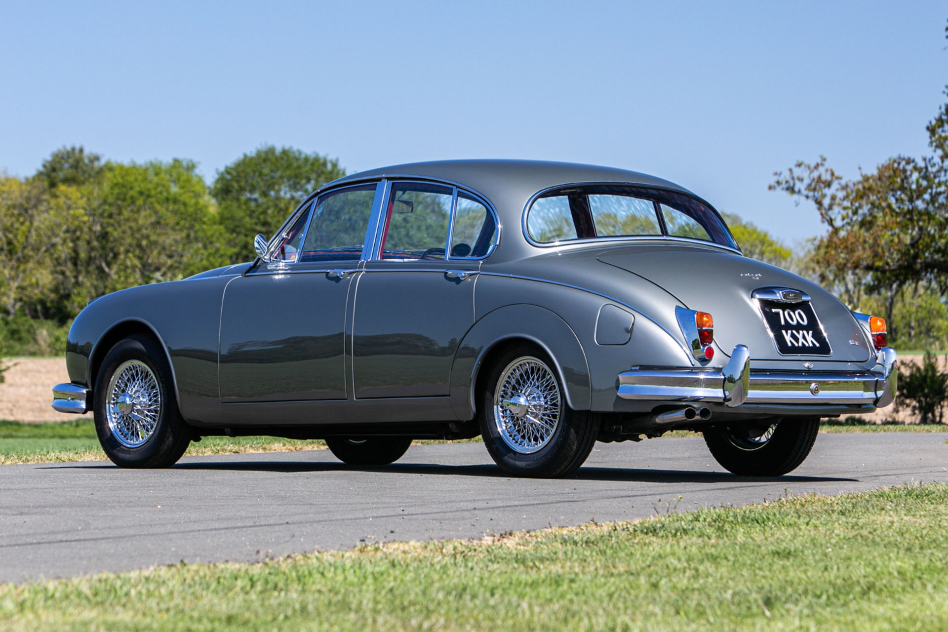 1961 Jaguar Mk2 3.8-litre manual/overdrive - Image 4 of 27