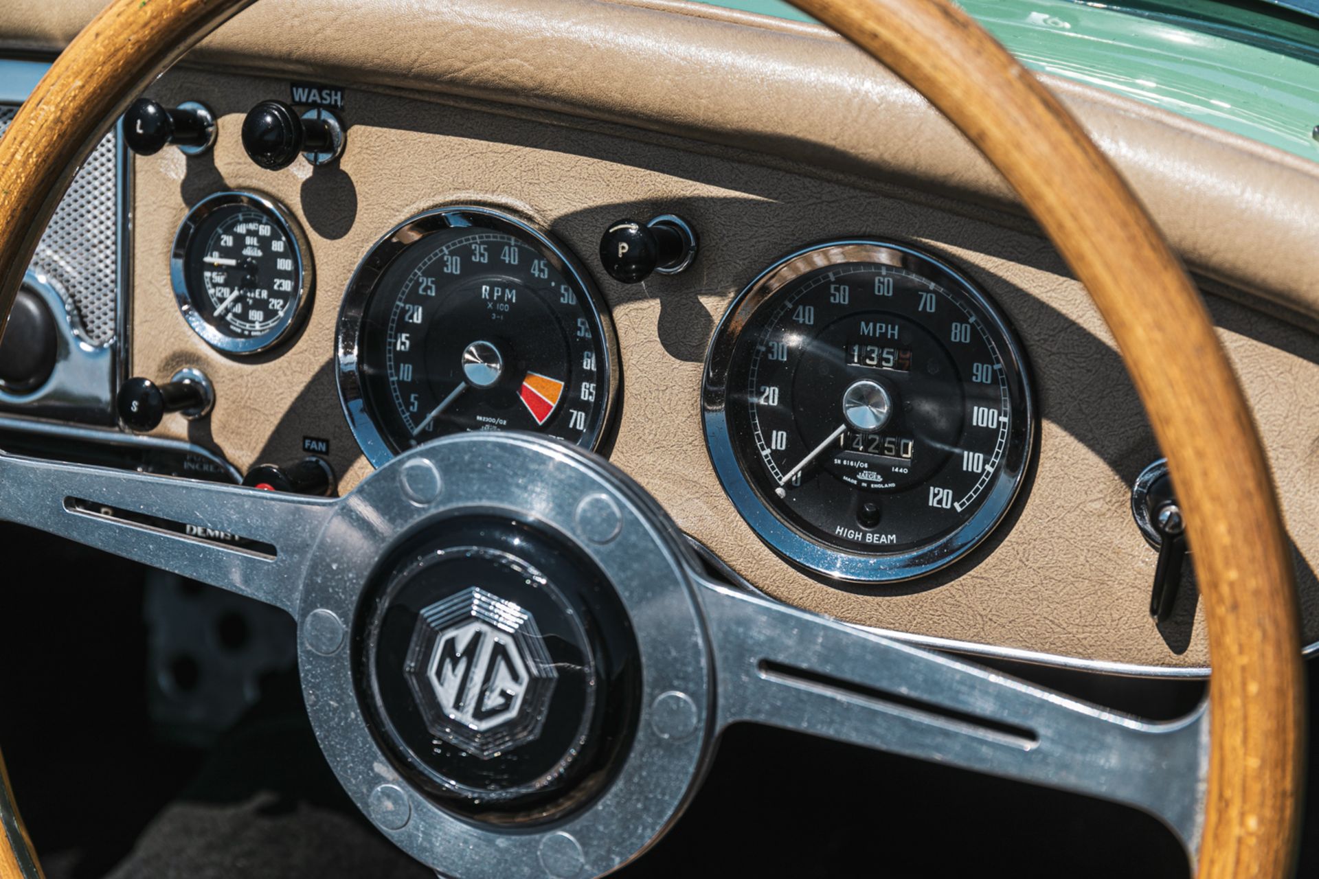 1958 MGA Twin Cam Roadster - Image 16 of 33