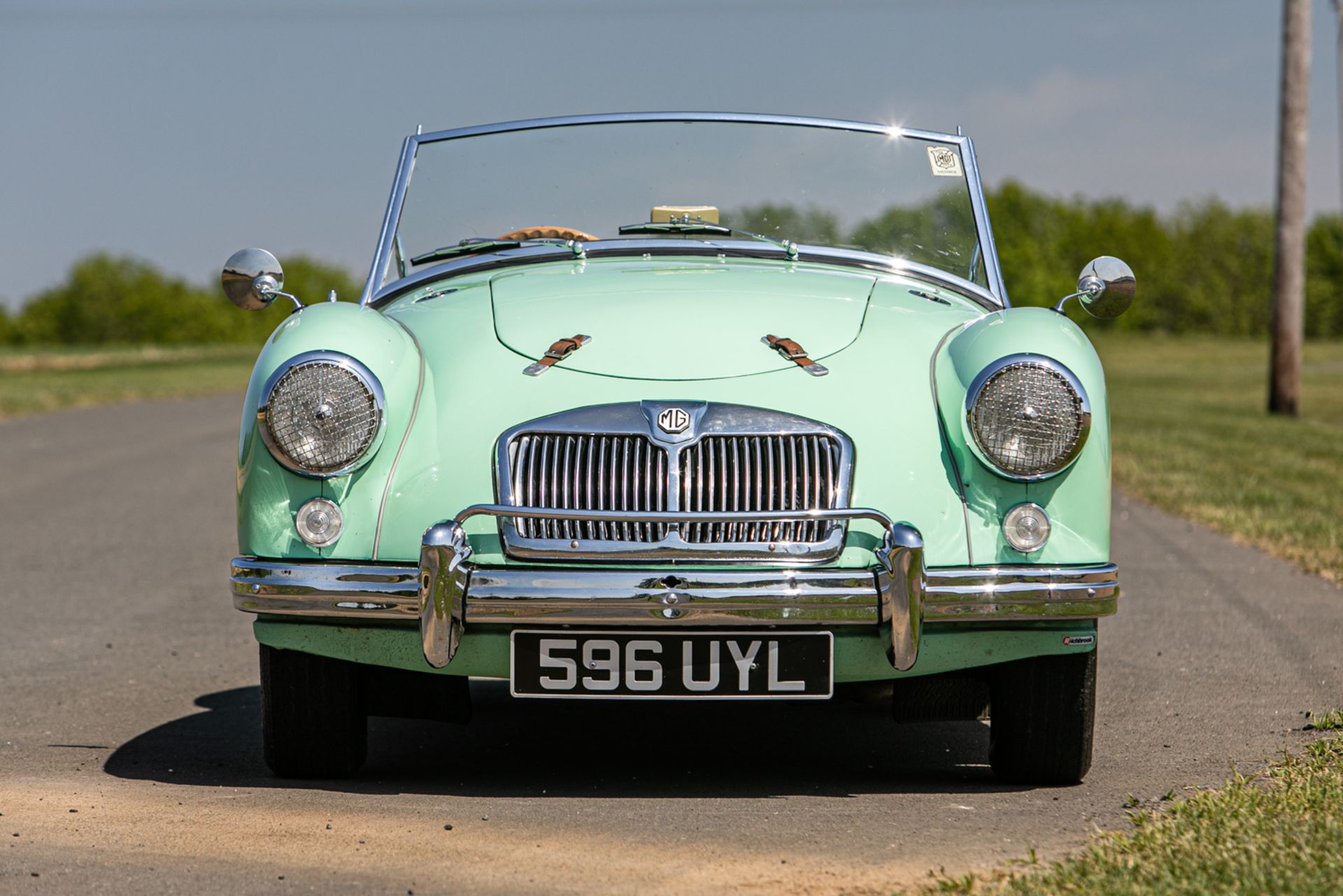 1958 MGA Twin Cam Roadster - Image 2 of 33