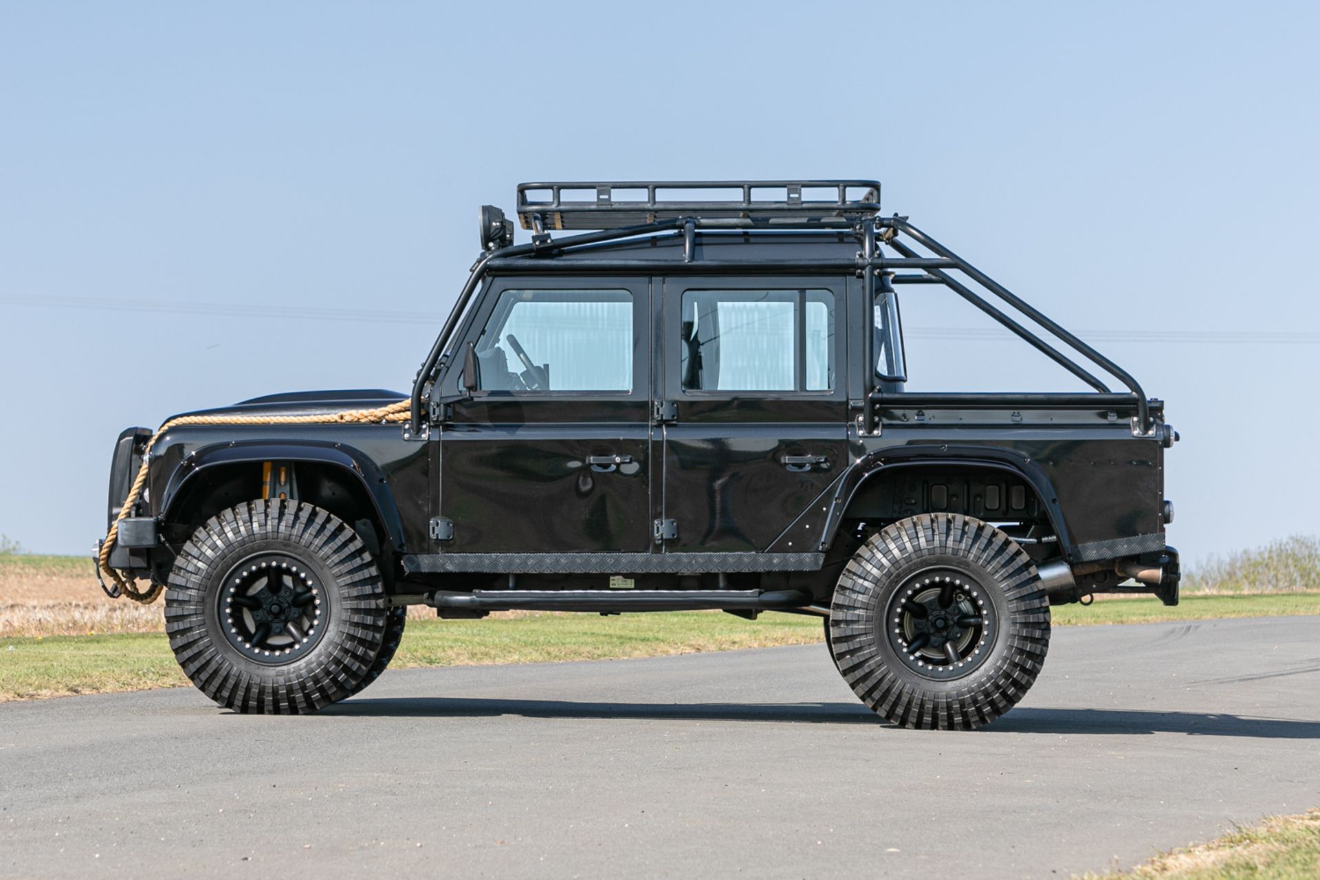 2015 Land Rover Defender 110 SVX 'Spectre' JB24 - Image 6 of 26