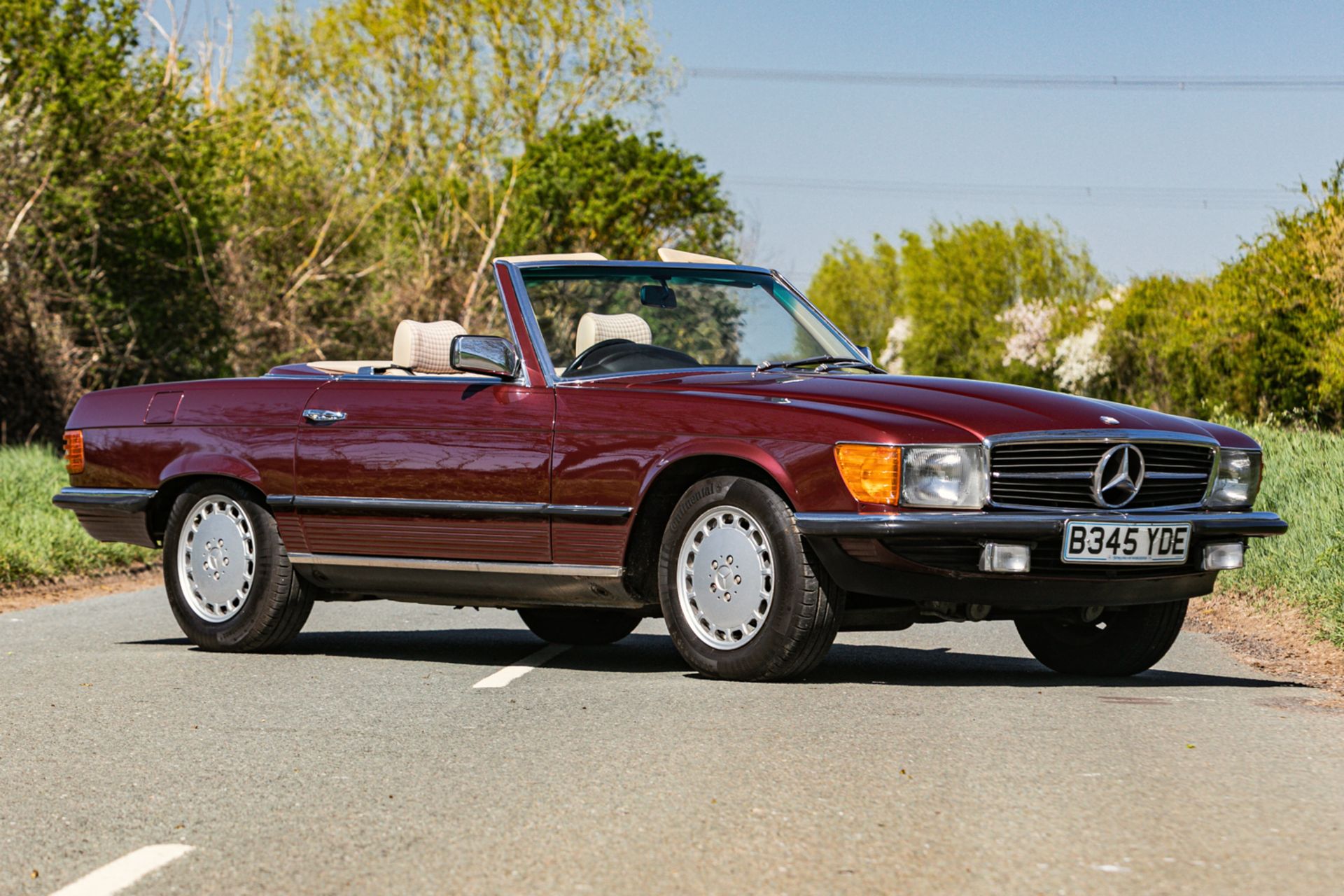 1985 Mercedes-Benz 280 SL (R107)