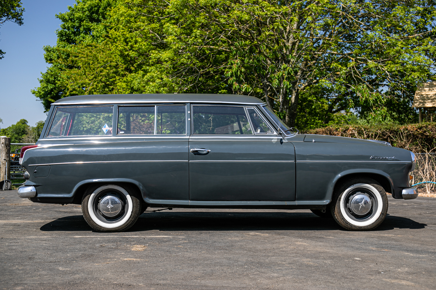 1959 Borgward Isabella Combi - Image 2 of 16