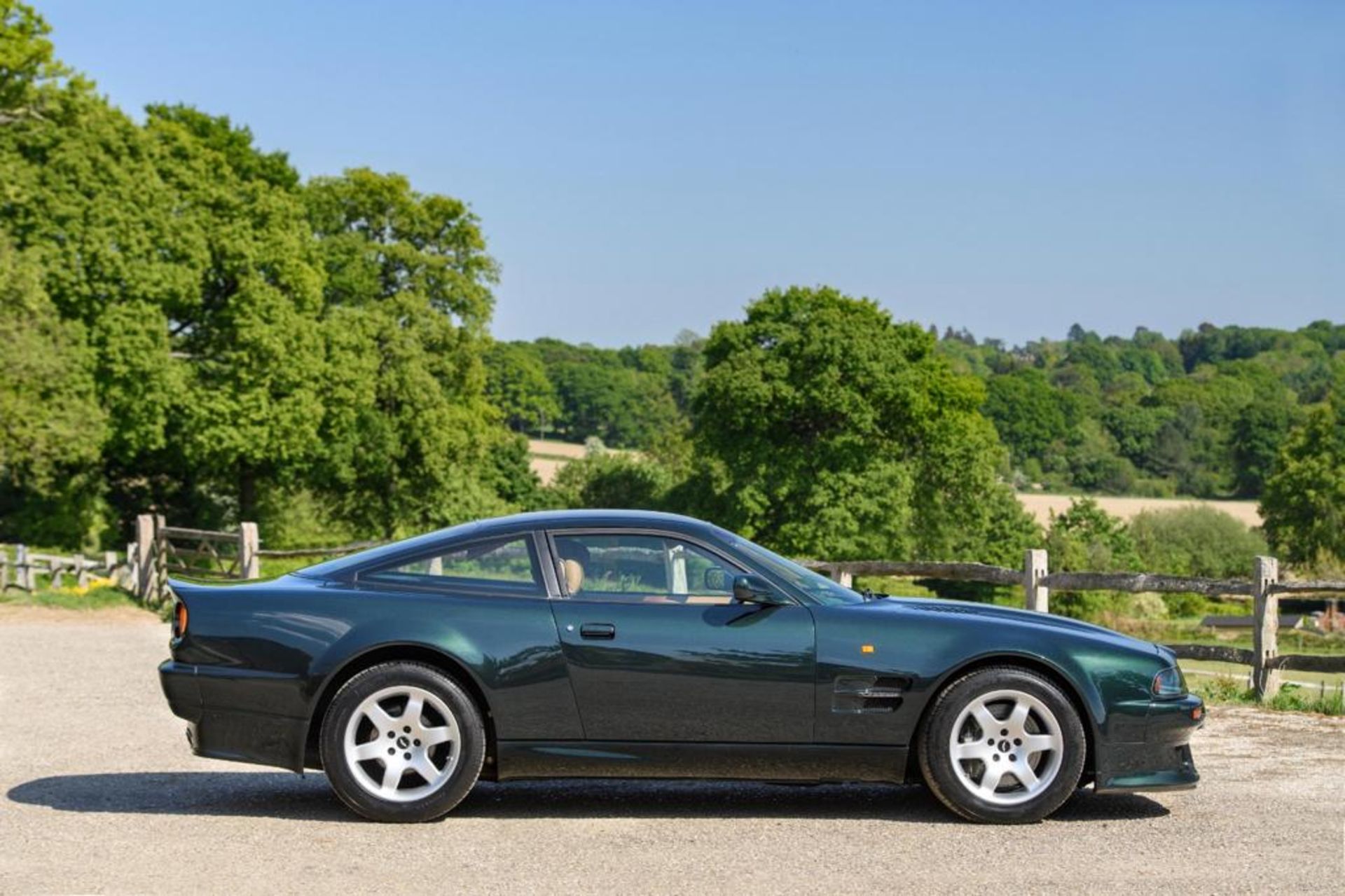 1997 Aston Martin Vantage V550 - 4,500 miles from new - Image 3 of 5