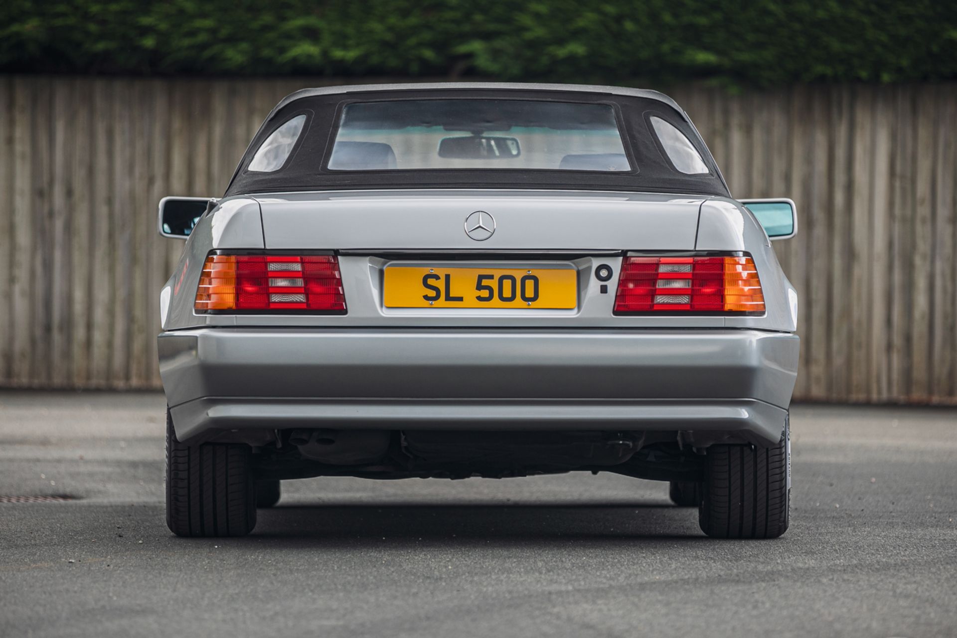 1993 Mercedes-Benz SL500 (R129) - 2,907 miles from new - Image 2 of 5