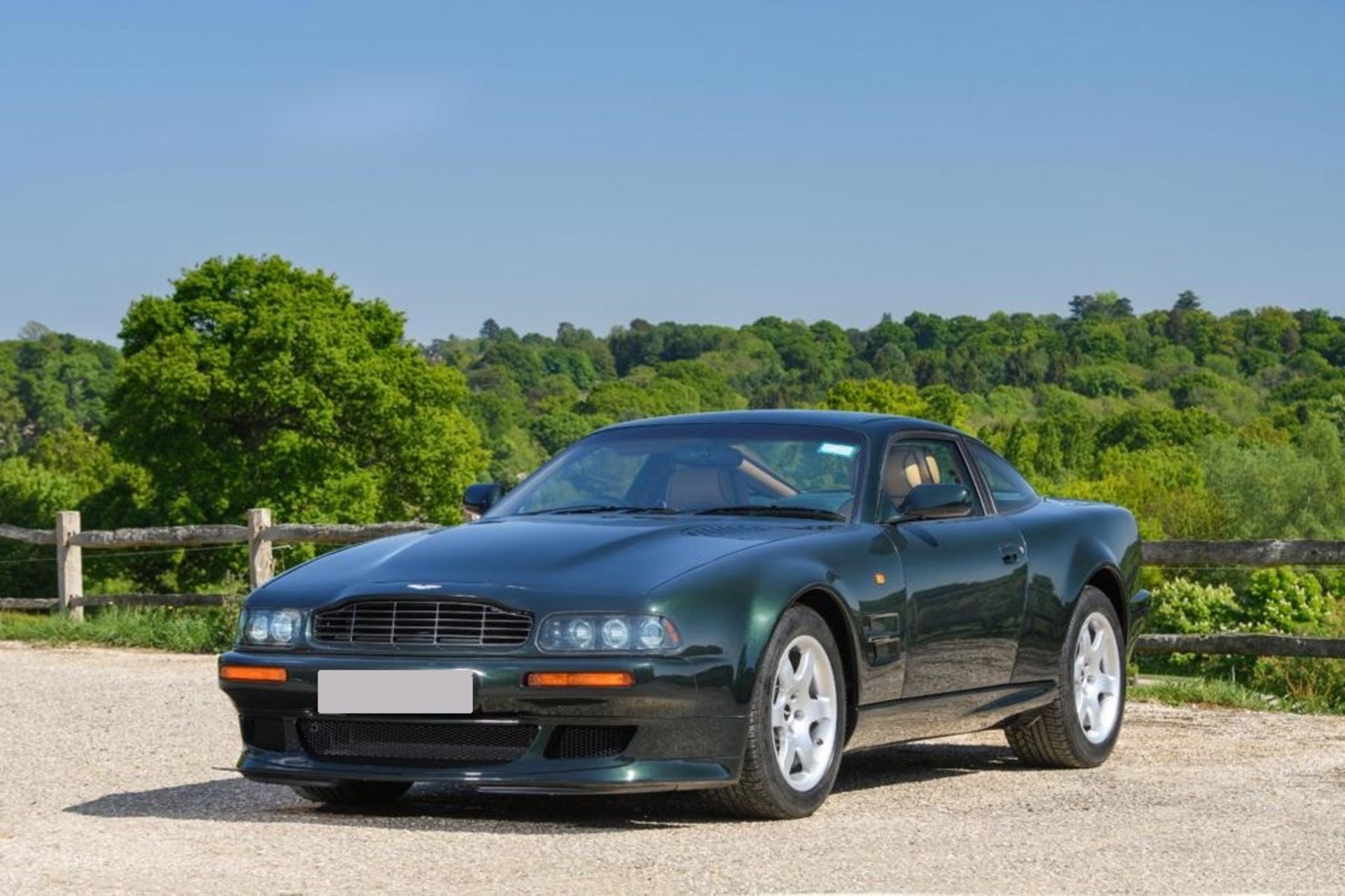 1997 Aston Martin Vantage V550 - 4,500 miles from new