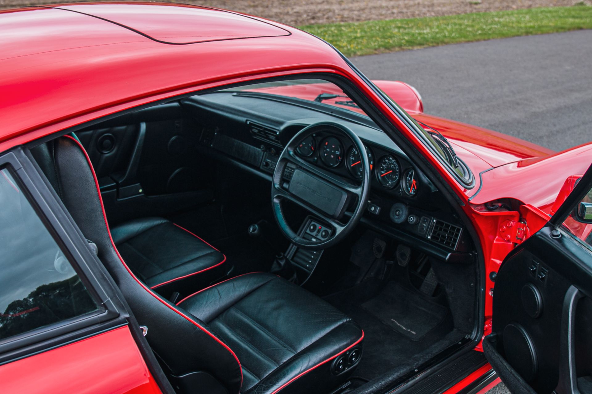 1988 Porsche 911 Carrera Sport Coupe - Image 2 of 5