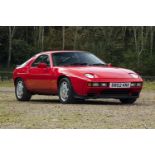 1986 Porsche 928 S2 (Manual)