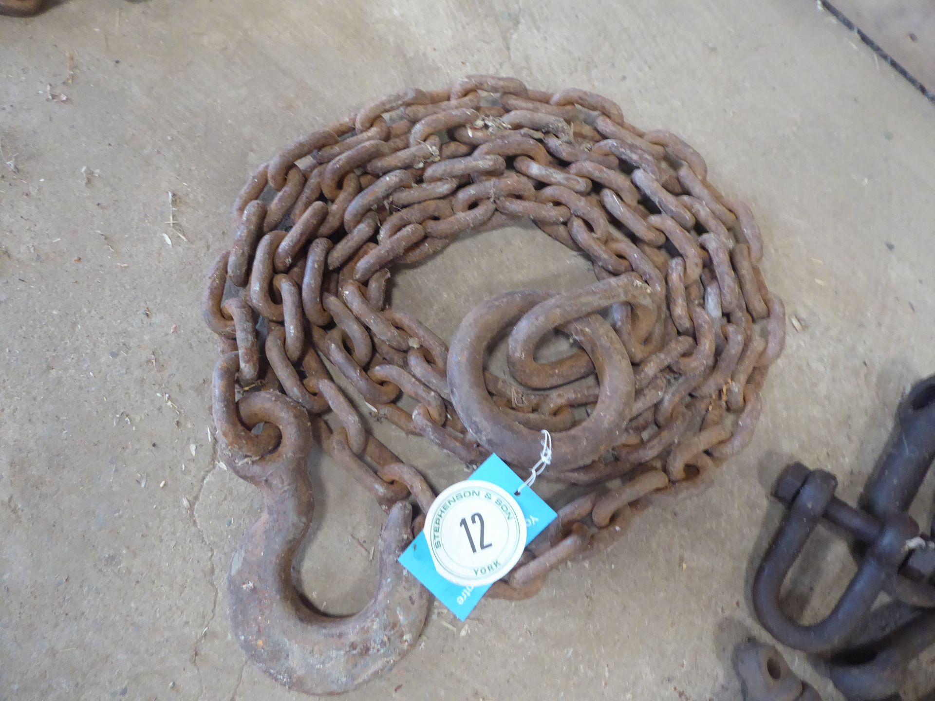 Towing chain