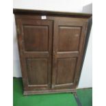 Oak 2 door cabinet, 122 x 60 x 162cms. Estimate £30-40