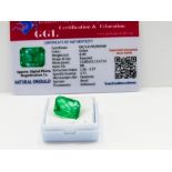 Emerald cut loose emerald, weight 8.90ct, with certificate. Estimate £40-50