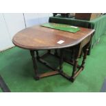 Oak gate-leg table