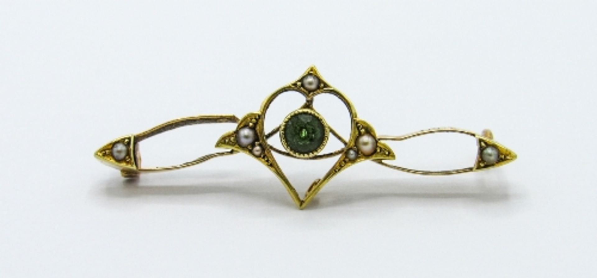 15ct gold Victorian brooch with a green stone set in a heart with seed pearl (a/f) together with a - Image 2 of 3