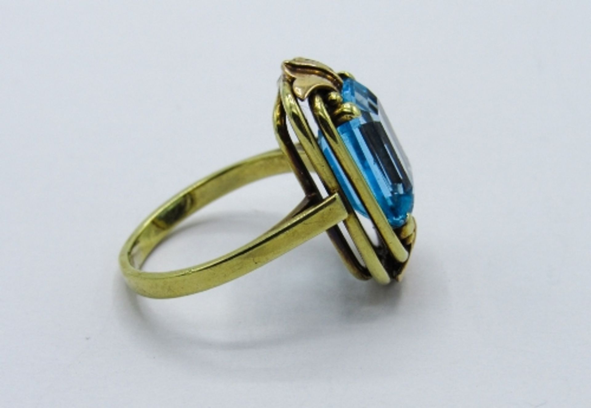 14ct gold Art Deco topaz ring, weight 6gms, size N. Estimate £275-300 - Image 2 of 5