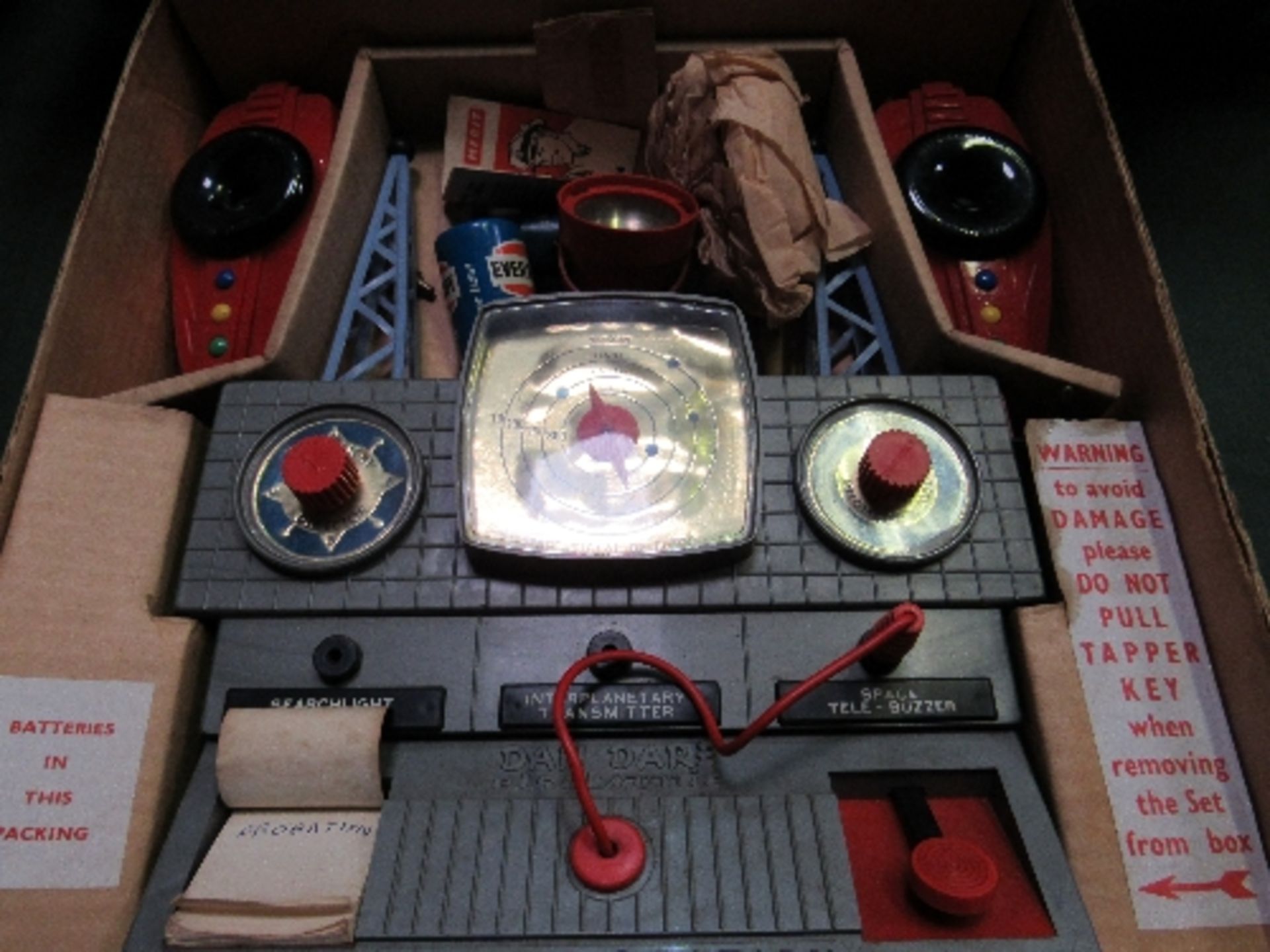 Vintage 'Merit' Dan Dare radio station, in original box - Image 2 of 2