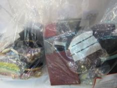 3 bags of costume jewellery. Estimate £30-40