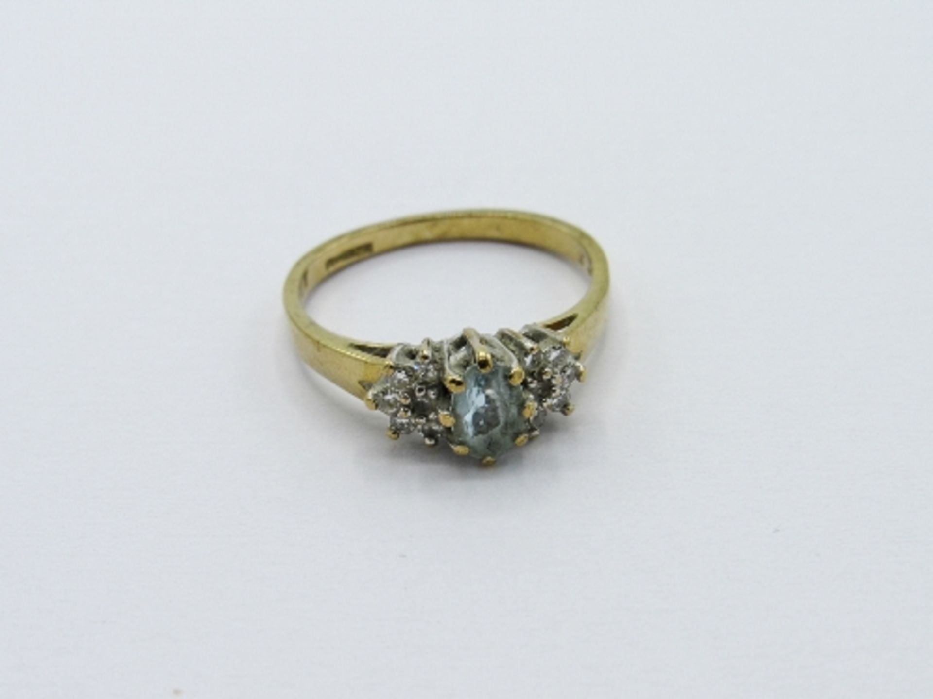 9ct gold diamond & aquamarine ring, weight 1.5gms, size M. Estimate £20-30 - Image 2 of 2