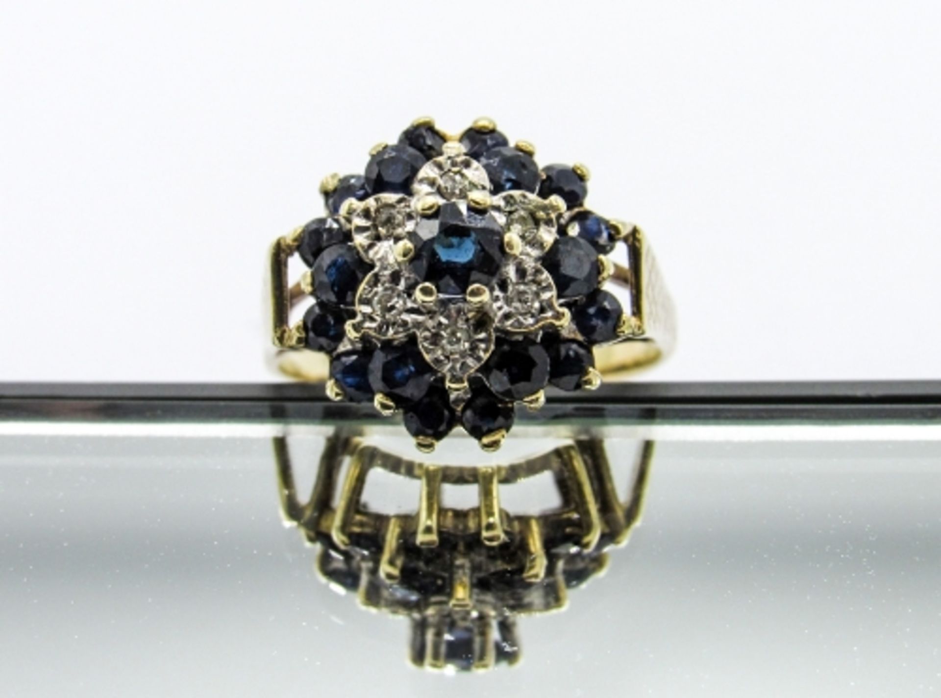 9ct gold sapphire & diamond ring, weight 3.7gms, size M. Estimate £130-150 - Image 4 of 4