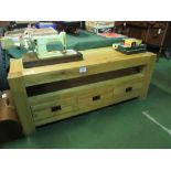 Oak low unit with alcove over 3 drawers, 152 x 52 x 61cms. Estimate £30-50