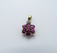 9ct gold tormaline & diamond pendant, weight 2.1gms. Estimate £175-200