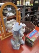 Wicker basket, dressing table mirror, 26 Thomas The Tank Engine books & vases