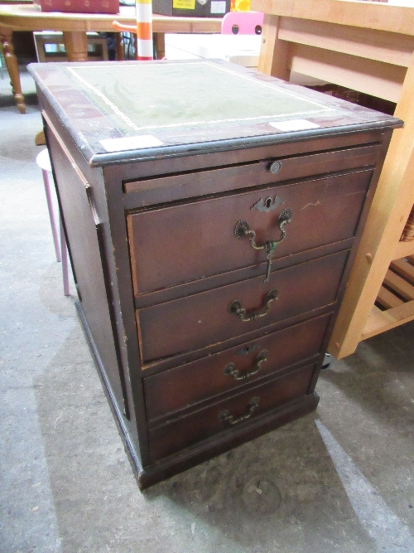 Filing cabinet with leather top