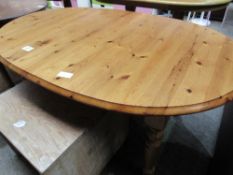 Pine oval dining table