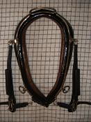 22ins patent leather collar with brass hames