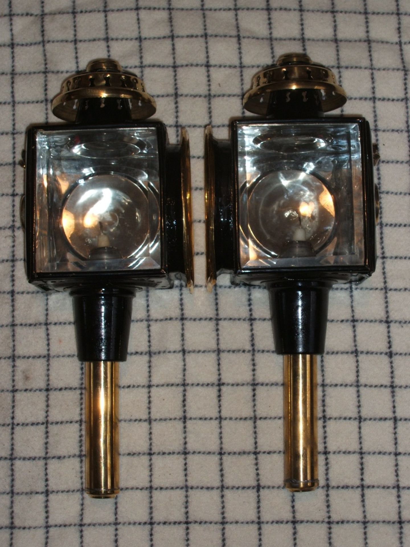 Pair of brass oval fronted carriage lamps, approx. 16in tall - Image 2 of 2