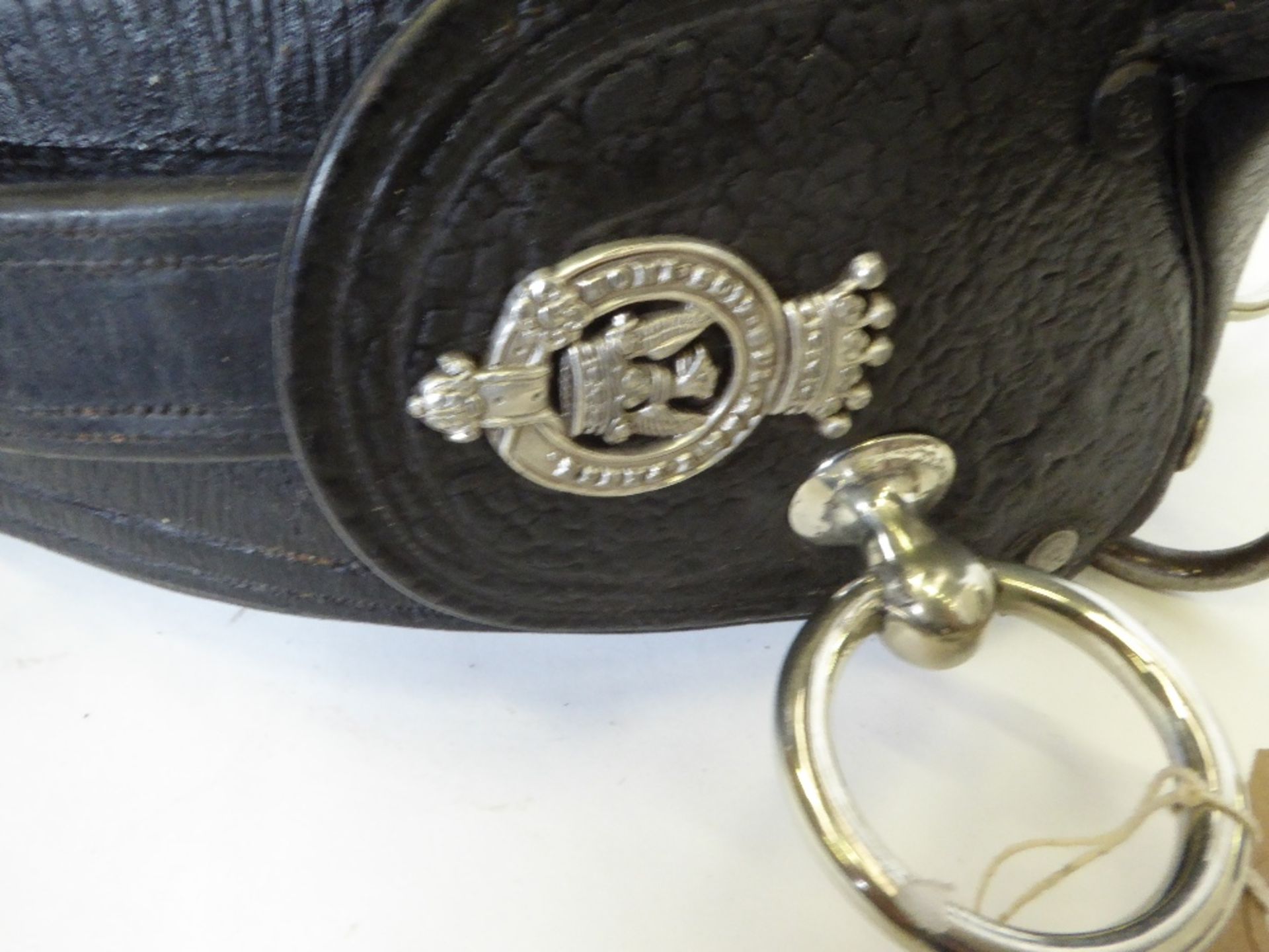 Leather driving pad with white metal fittings and Spencer family crests - Image 3 of 3