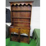 Small oak dresser by Brights of Nettlebed. 106 x 42 x 198cms. Estimate £80-100.