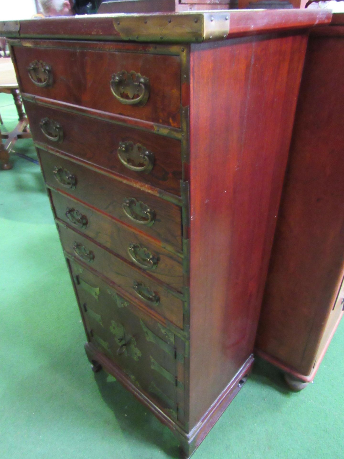 Oriental-style lacquered cabinet of 5 drawers over cupboard. 51 x 35 x 110cms. Estimate £30-50. - Image 4 of 4