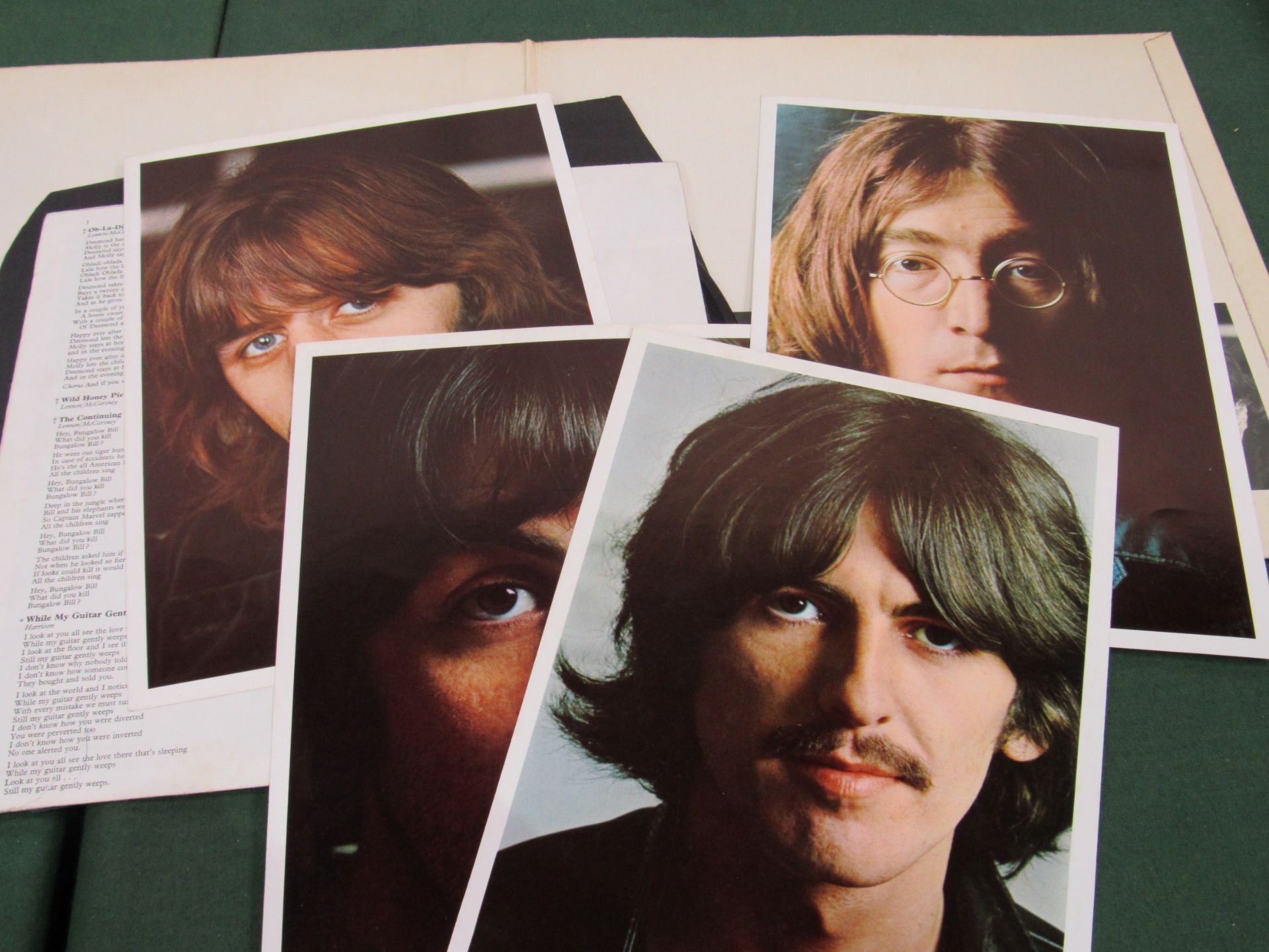 Beatles ""The White Album"", number 0101348 complete with picture cards and original poster/lyric - Image 3 of 4