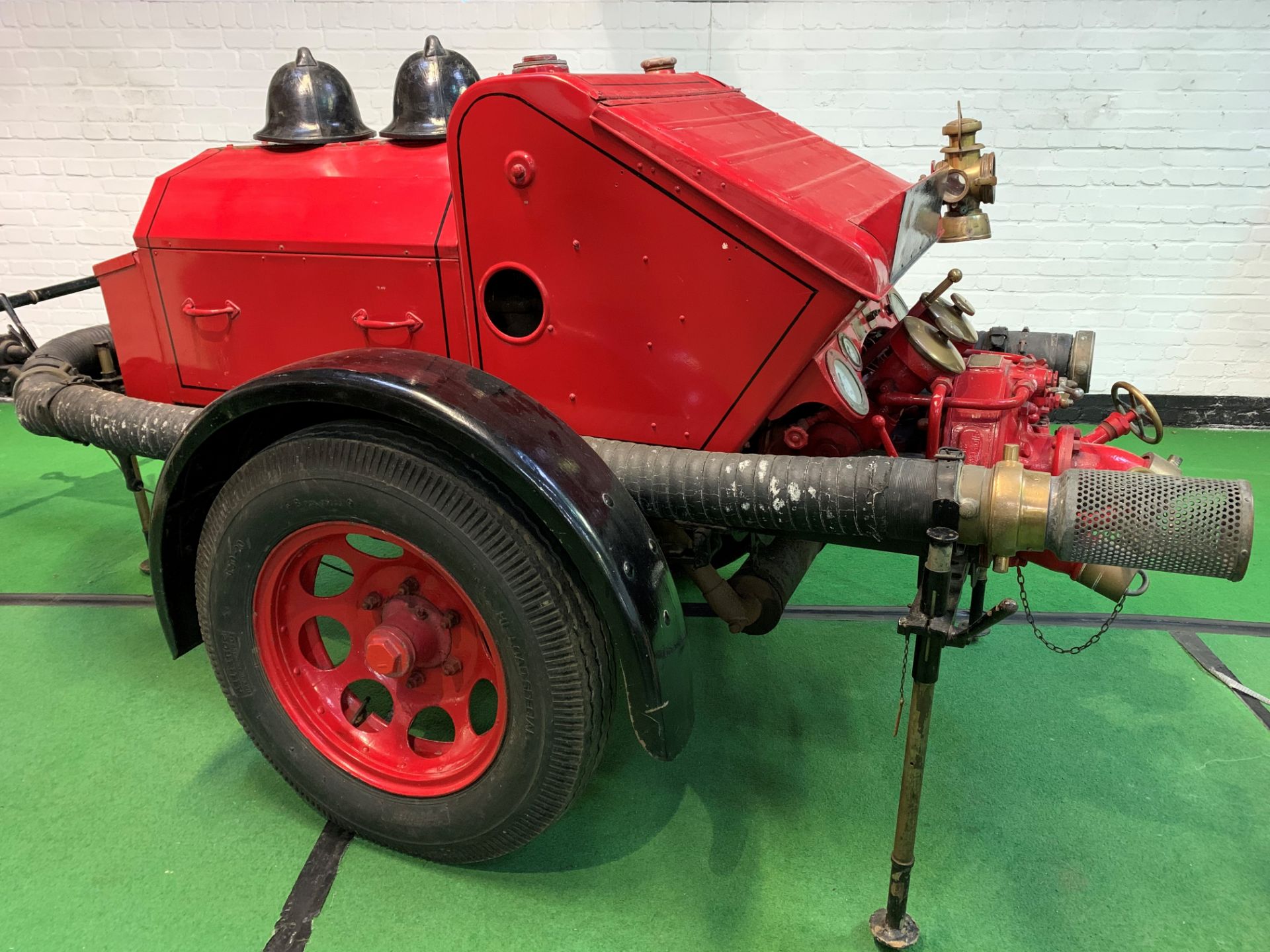 1938 DENNIS trailer pump, with 3770cc 4 cylinder petrol engine and 2 stage high pressure turbine - Image 3 of 10