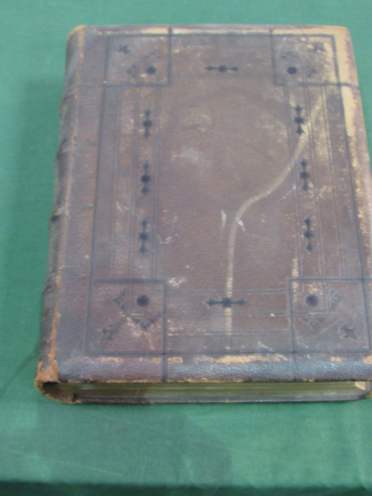 Leather bound Holy Bible, Oxford Press 1865. Estimate £10-20.