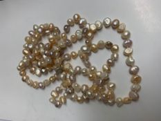 Freshwater cultered pearl necklace.  Est 10-15
