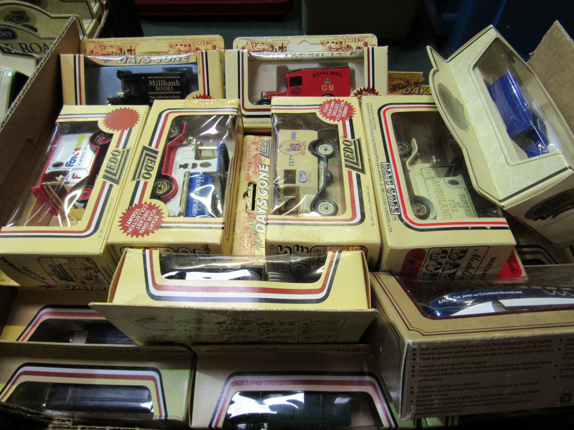 Box of 30 Lledo model vehicles, boxed. Estimate £30-60.