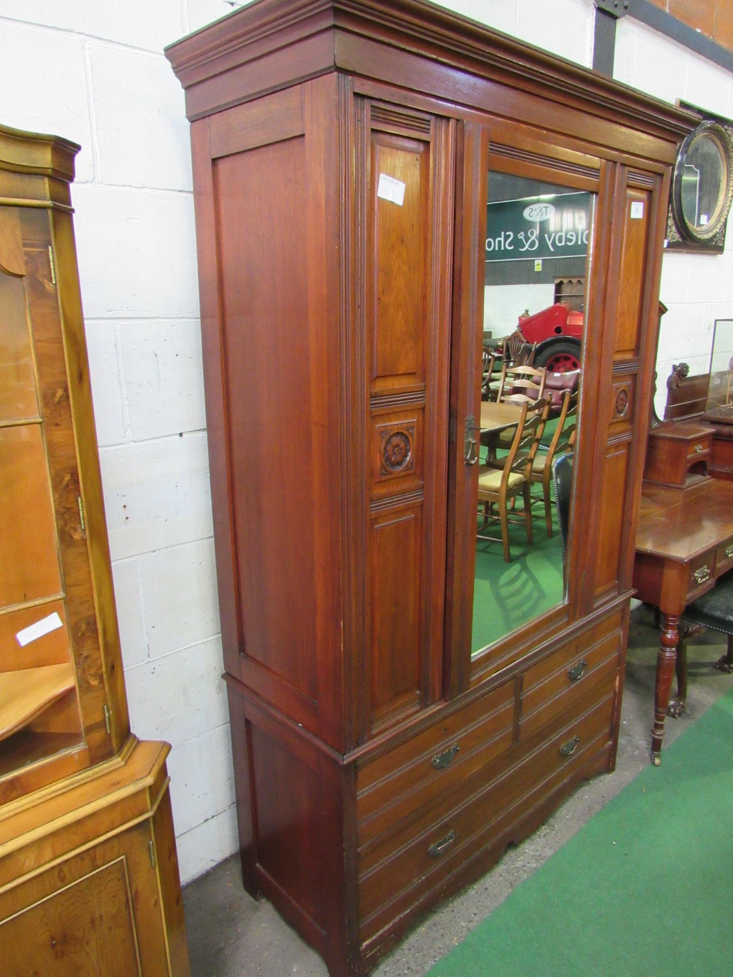 Mahogany wardrobe with mirror door over 2 and 1 drawers. 132 x 51 x 207cms. Estimate £30-50. - Image 3 of 4