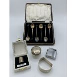 6 silver coffee bean spoons, Birmingham 1923 in case, silver napkin ring, silver thimble, silver