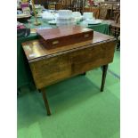 Oak drop-side table with drawer to one end, 98 (open) x 87 x 74cms. Estimate £20-30.