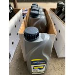 5 x 1 litre Duckhams 10/40 diesel oil.