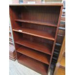 Wooden open fronted 5 shelf bookcase.