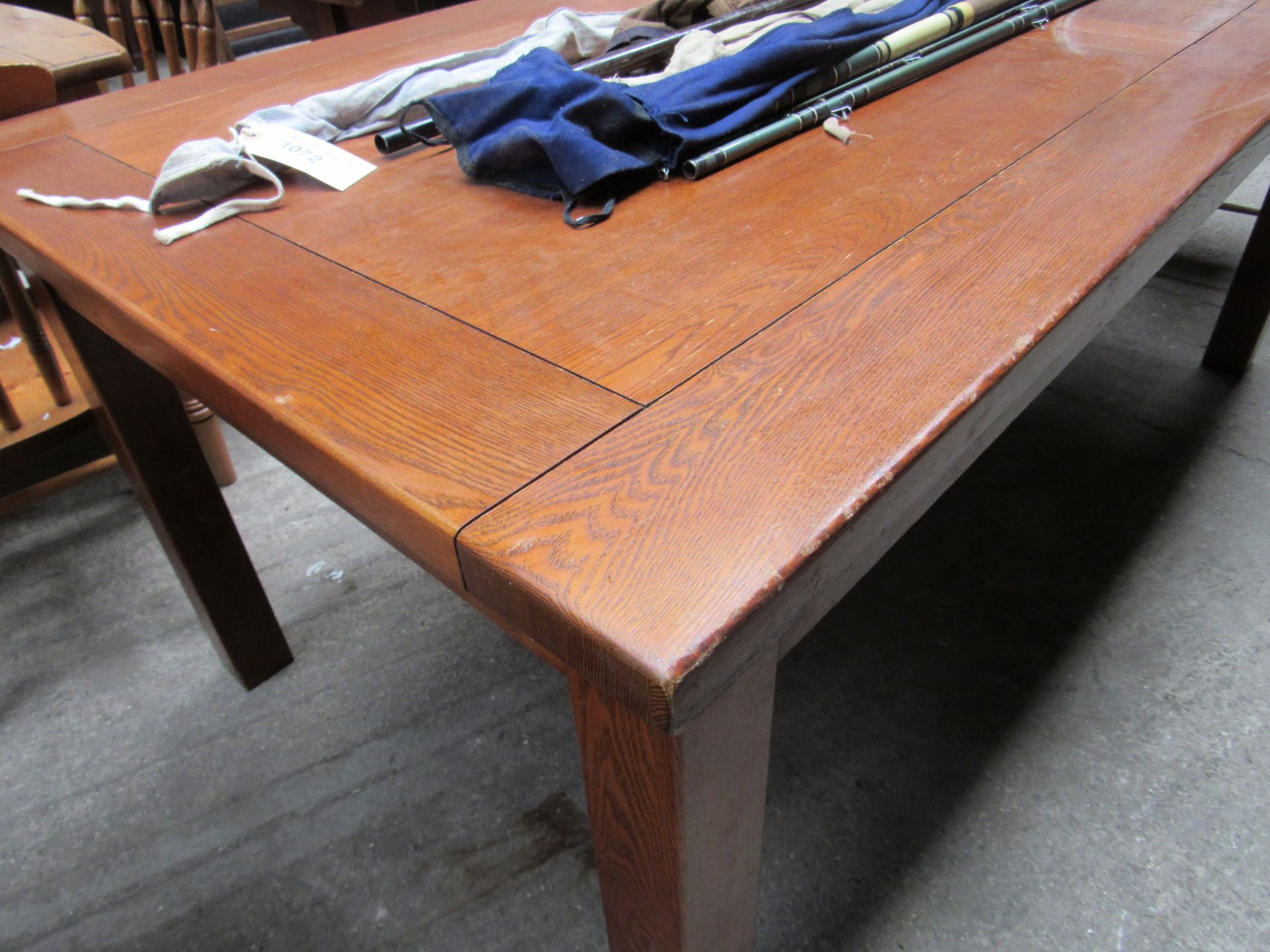 Oak table with 2 drawers and alcove, 78 x 45 x 45cms. - Image 3 of 3