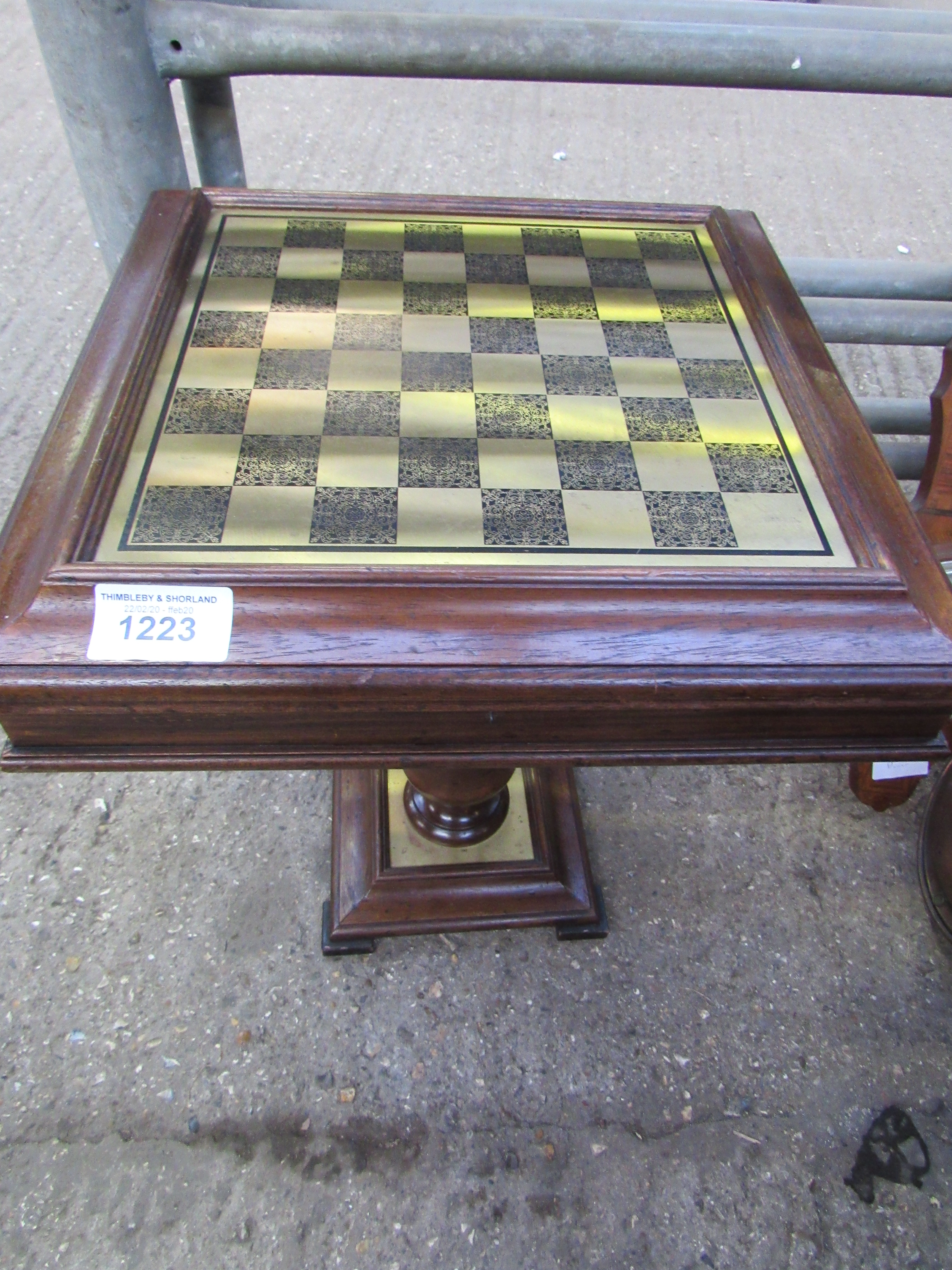 Freestanding chess and backgammon table.